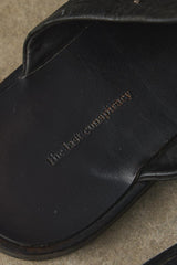 The Last Conspiracy TLC2415 Asymmetric Horse Leather Drag - Black 黑色水洗植鞣馬皮拖鞋