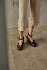 Trippen "Closed" Leather Ankle Wrap Wedge Heels 繞踝綁帶真皮粗跟鞋