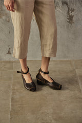 Trippen "Closed" Leather Ankle Wrap Wedge Heels 繞踝綁帶真皮粗跟鞋
