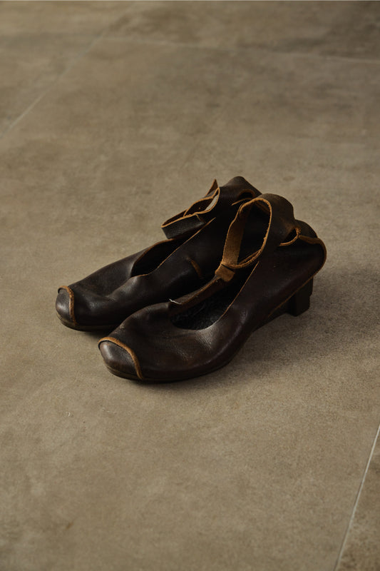 Trippen "Closed" Leather Ankle Wrap Wedge Heels 繞踝綁帶真皮粗跟鞋