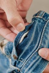 1966-1968 Levi's 501 Big E "Transitional" V-Stitch Single-Stitched Jeans with Grunge Patchwork 李維斯 大E 過渡期 油漬搖滾風格拼接牛仔褲