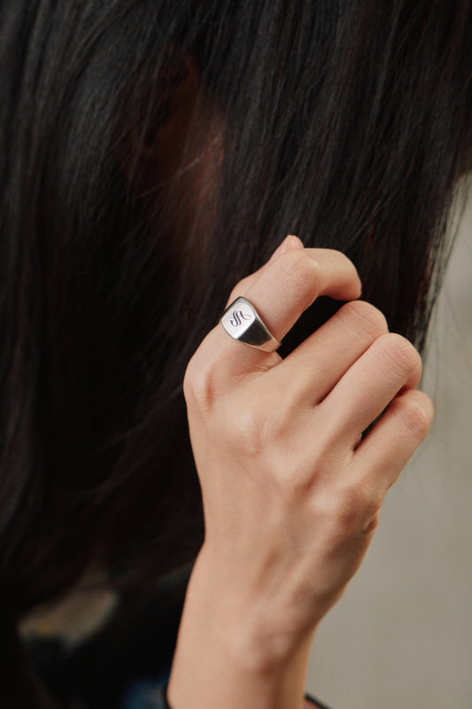 Vintage Gothic Initial "S" Signet Sterling Silver 925 Ring 復古哥德體字母"S"印章純銀戒