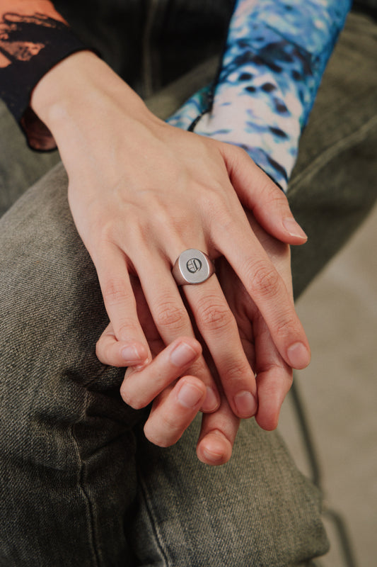 Vintage Gothic Initial "O" Signet Sterling Silver 925 Ring 復古哥德體字母"O"印章寬版純銀戒