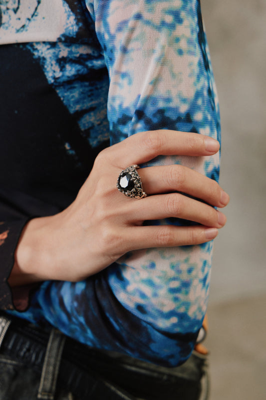 Gothic Cross & Thorny Vines Faceted Black Stone Sterling Silver 925 Ring 巴洛克十字雕刻多面黑石純銀戒