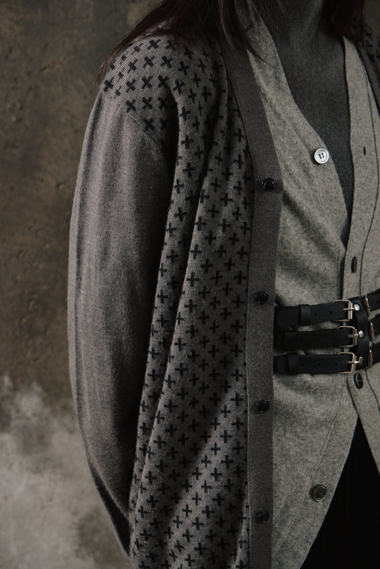 NEIGHBORHOOD All-Over Cross Print V-Neck Knit Cardigan 灰黑交織十字圖騰 V領排扣針織衫